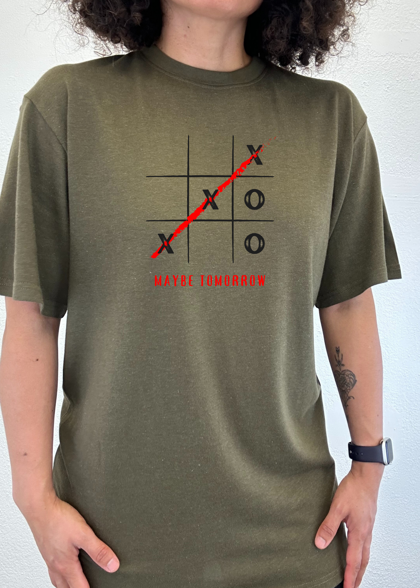 Camiseta gráfica unisex de bambú/algodón "Maybe Tomorrow"